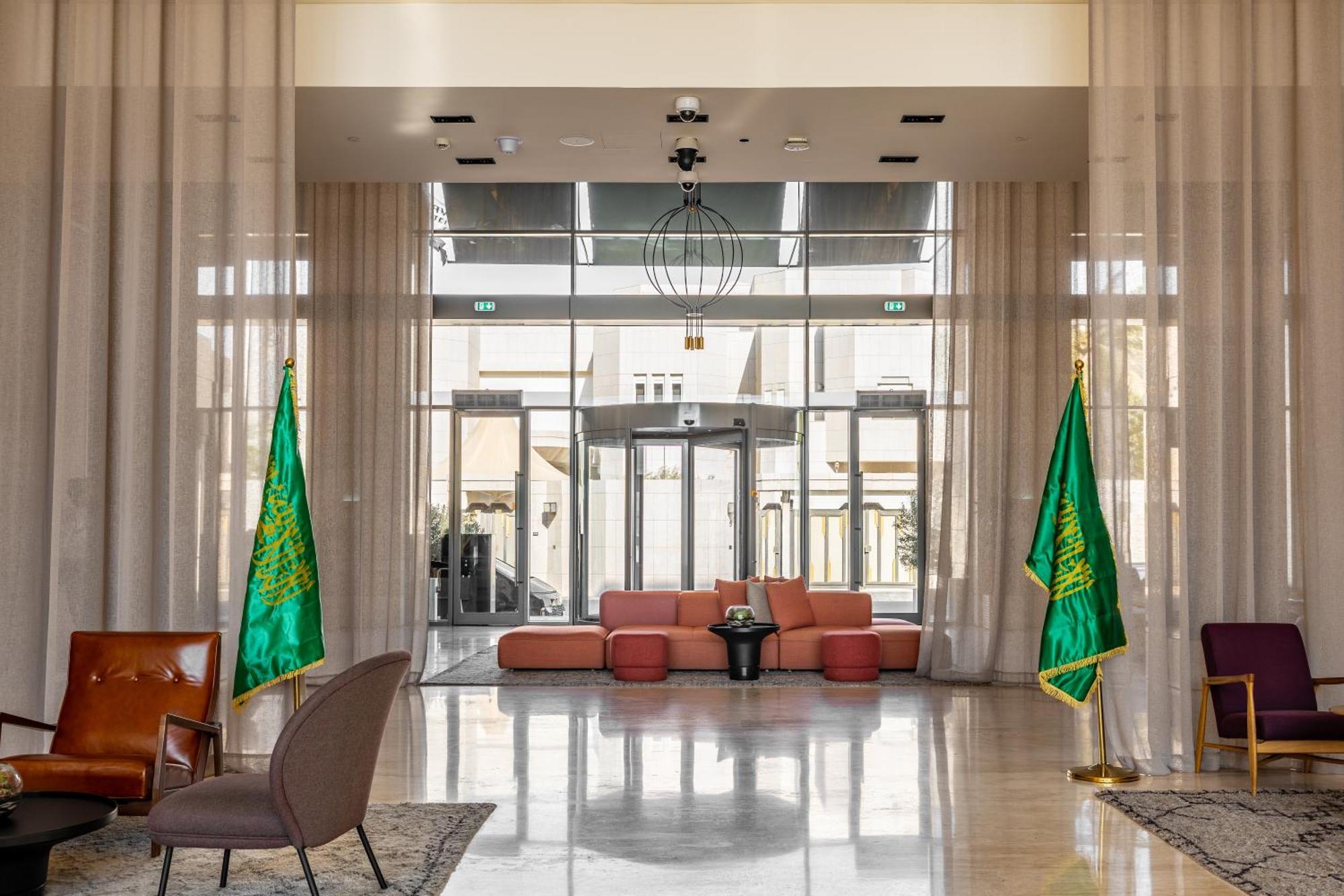 Shirvan Hotel City Yard Džidda Exteriér fotografie The lobby of the hotel