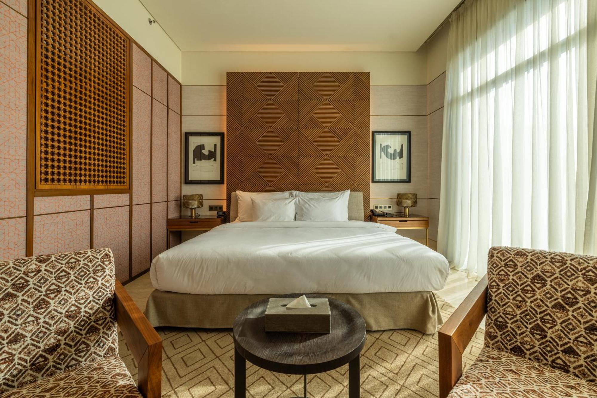 Shirvan Hotel City Yard Džidda Exteriér fotografie A bedroom at the hotel