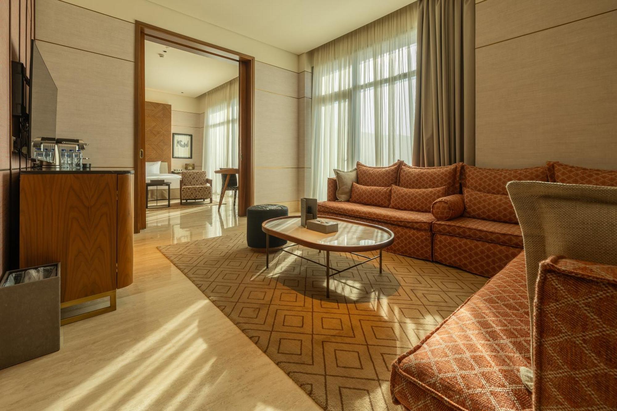 Shirvan Hotel City Yard Džidda Exteriér fotografie A suite at the Ritz-Carlton, Dubai